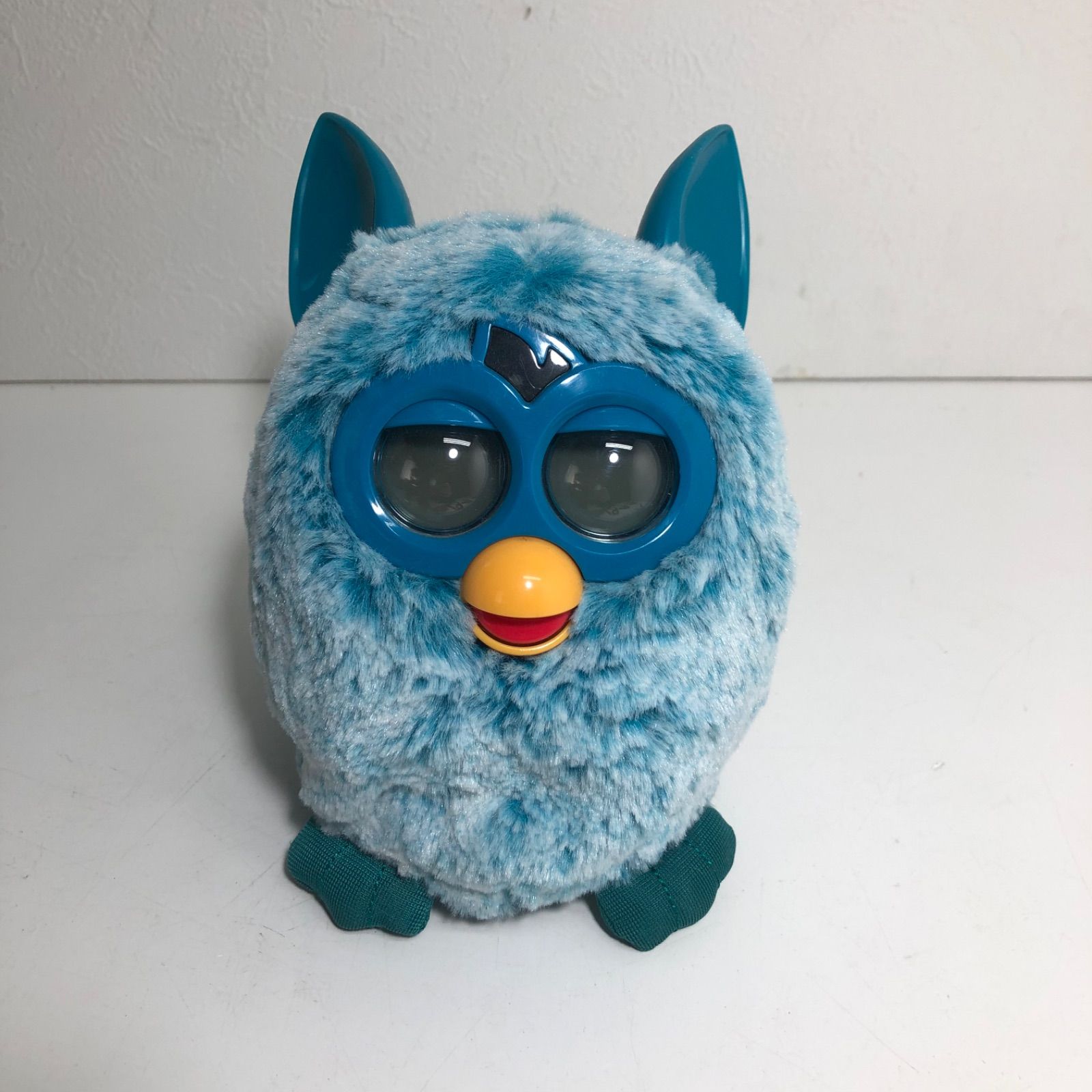 ファービーFurby 英語版　キウィグリーン Amazon.co.jp: ファービー キウィグリーン : おもちゃ