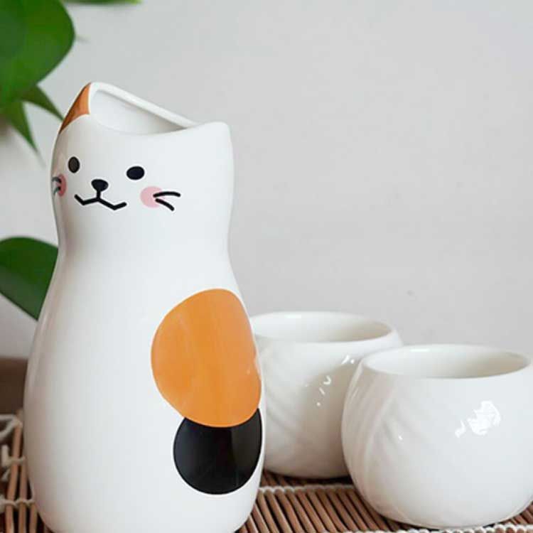 猫 ミニ徳利（とっくり）おちょこセット５点【ヴィンテージ】 昭和レトロ 猫 ミニ徳利（とっくり）おちょこセット5点【ヴィンテージ