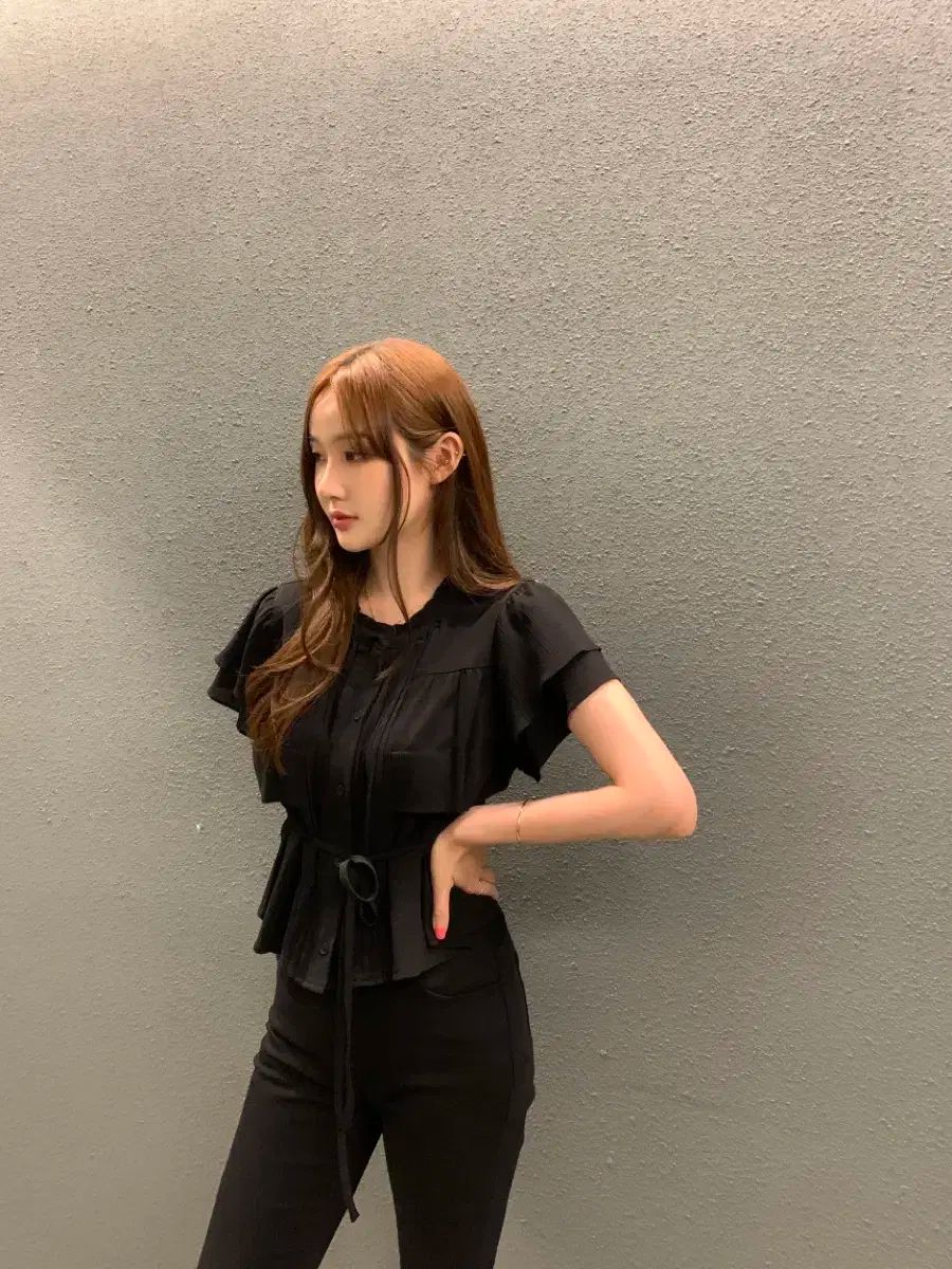 ピンタック ブラウス AUBEZEST