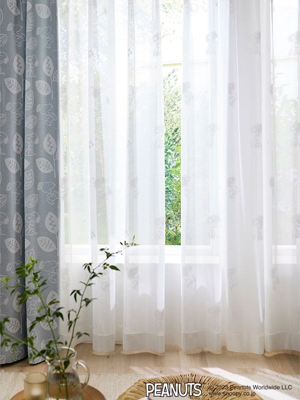 さくら様 スヌーピー サンゲツ ミラー調レースカーテン AC2151 巾105cm×丈108cm×2枚 離島 山間部等へはお届けできません サイズ変更はお問い合わせください