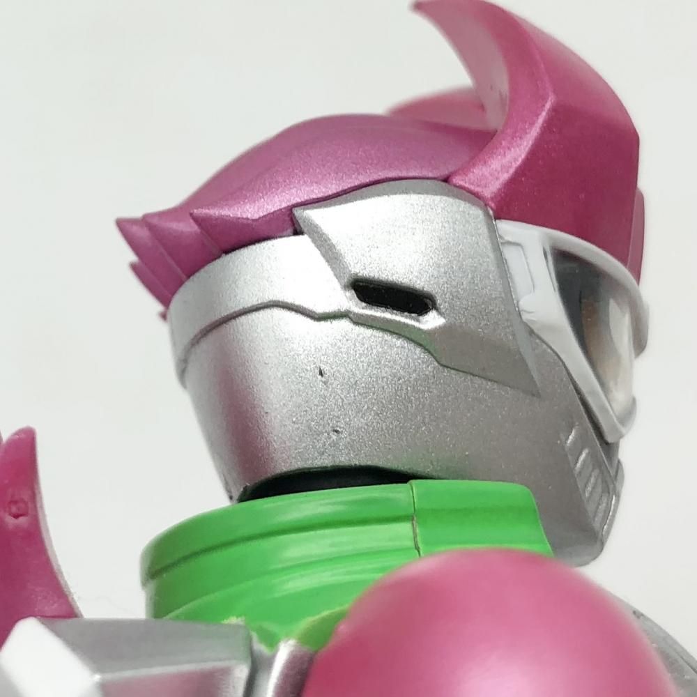 中古】開封 バンダイ S.H.Figuarts 仮面ライダーエグゼイド アクション