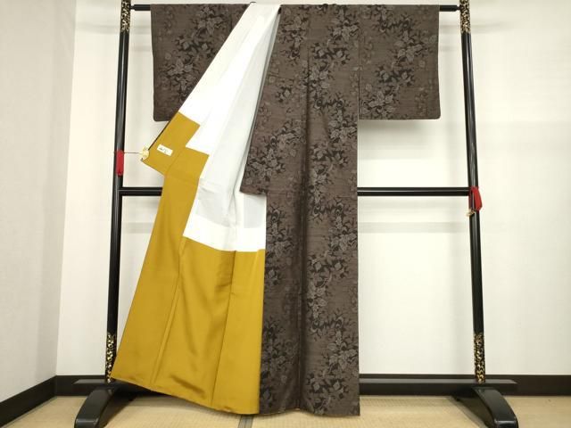 着物 本場大島紬 正絹 飛び柄の素敵な絣 やまと誂え U-7451 着物 本場大島紬 正絹 飛び柄の素敵な絣 やまと誂え U-7451