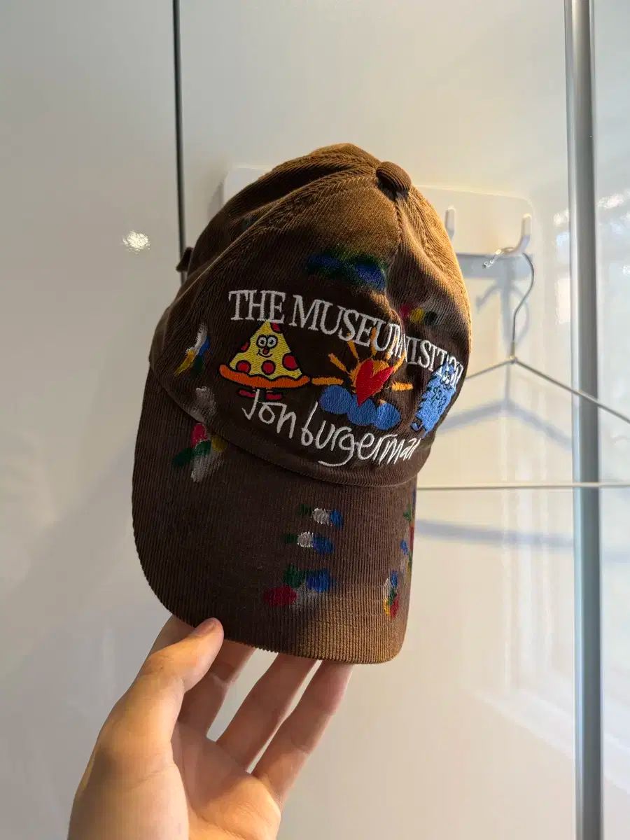 THE MUSEUM VISITOR ザ ミュージアムビジター jon burgerman ボールキャップ