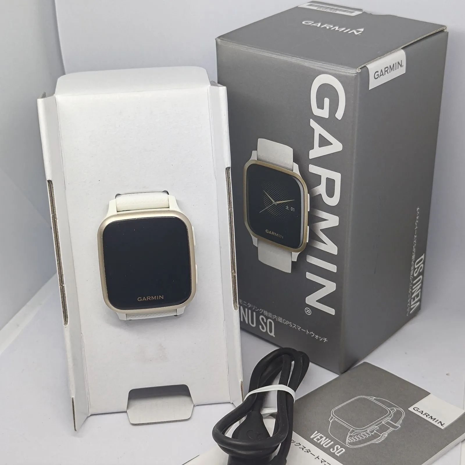 美品 ガーミン VENU SQ 箱有
