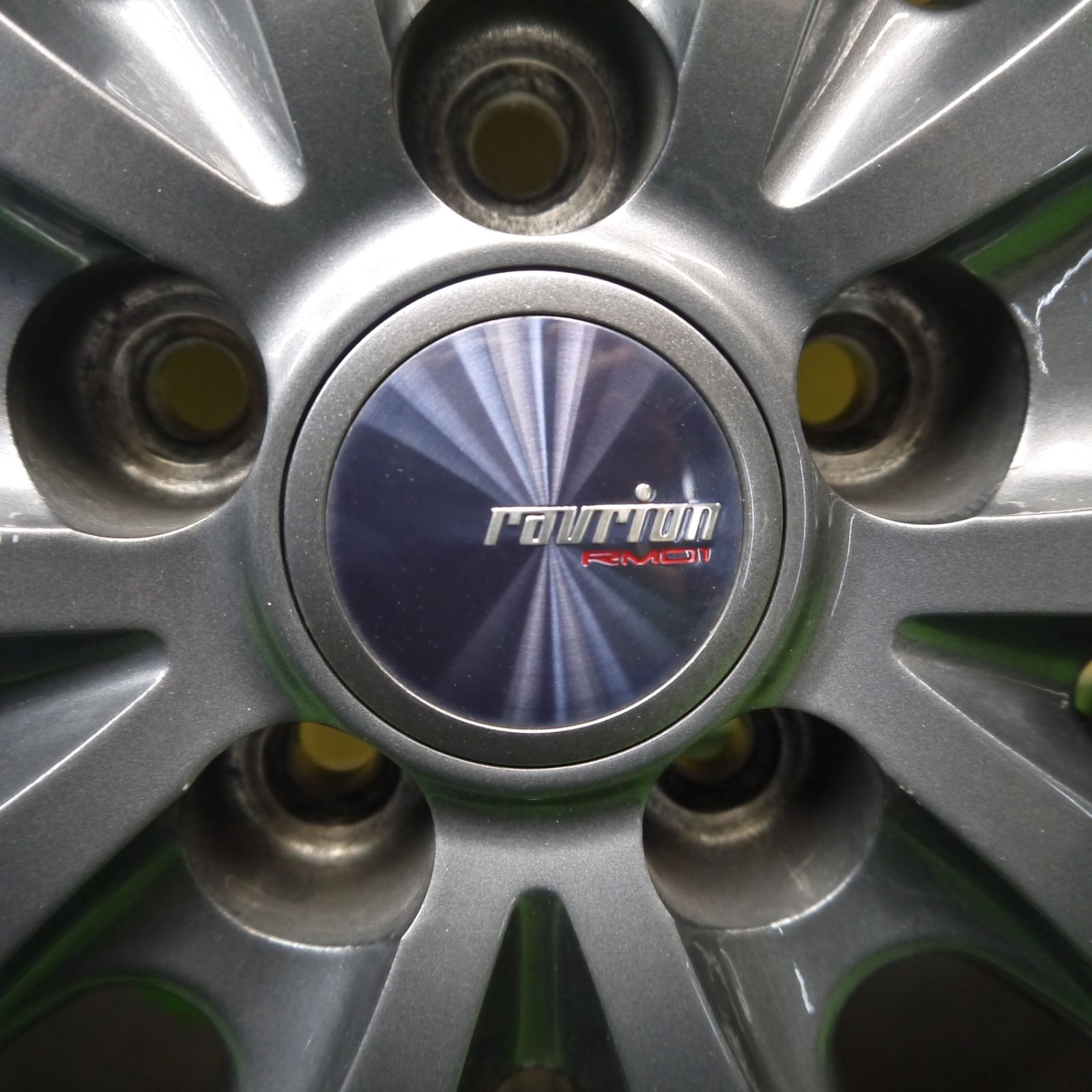 キレイ 23年 シエンタ 等 185|60R15 スタッドレス トーヨー オブザーブ ガリット GIZ ravrion RM01 ラブリオン 15インチ PCD100|5H 5101005Hス TRITUETUBI_COM