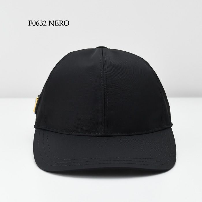 【現行/未使用級】PRADA ベースボールキャップ トライアングル 黒 M Amazon | [Prada] [プラダ] 帽子 キャップ リナイロン ベース
