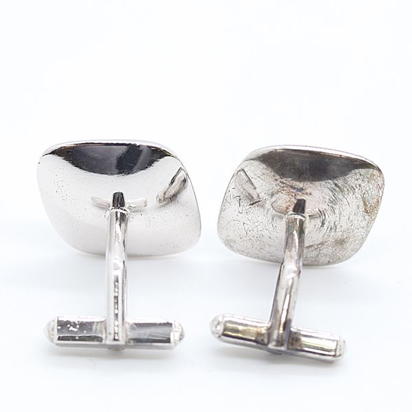 極美品✨MIKIMOTO ミキモト パール　カフス　菊紋　皇室御用達ブランド 極美品✨MIKIMOTO ミキモト パール カフス 菊紋 皇室御用達ブランド