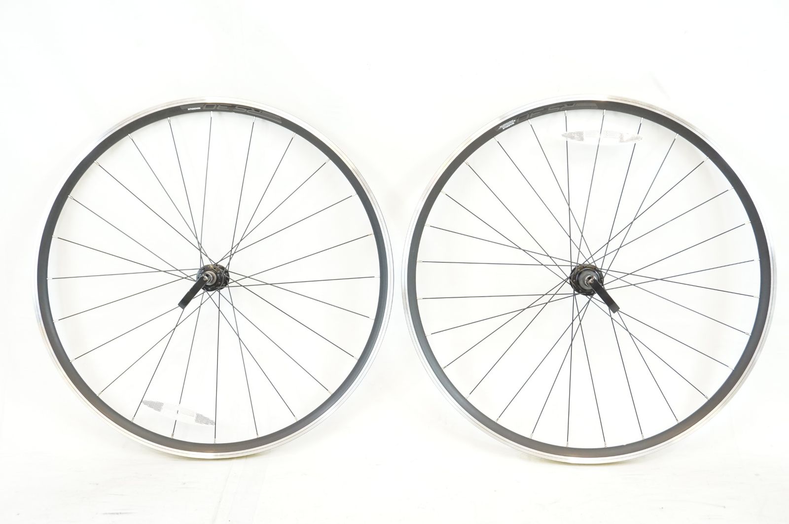 MADDUX RS3.0 ホイール 前後 MADDUX RS3.0ホイール（前後） 700c 10速対応 - メルカリ