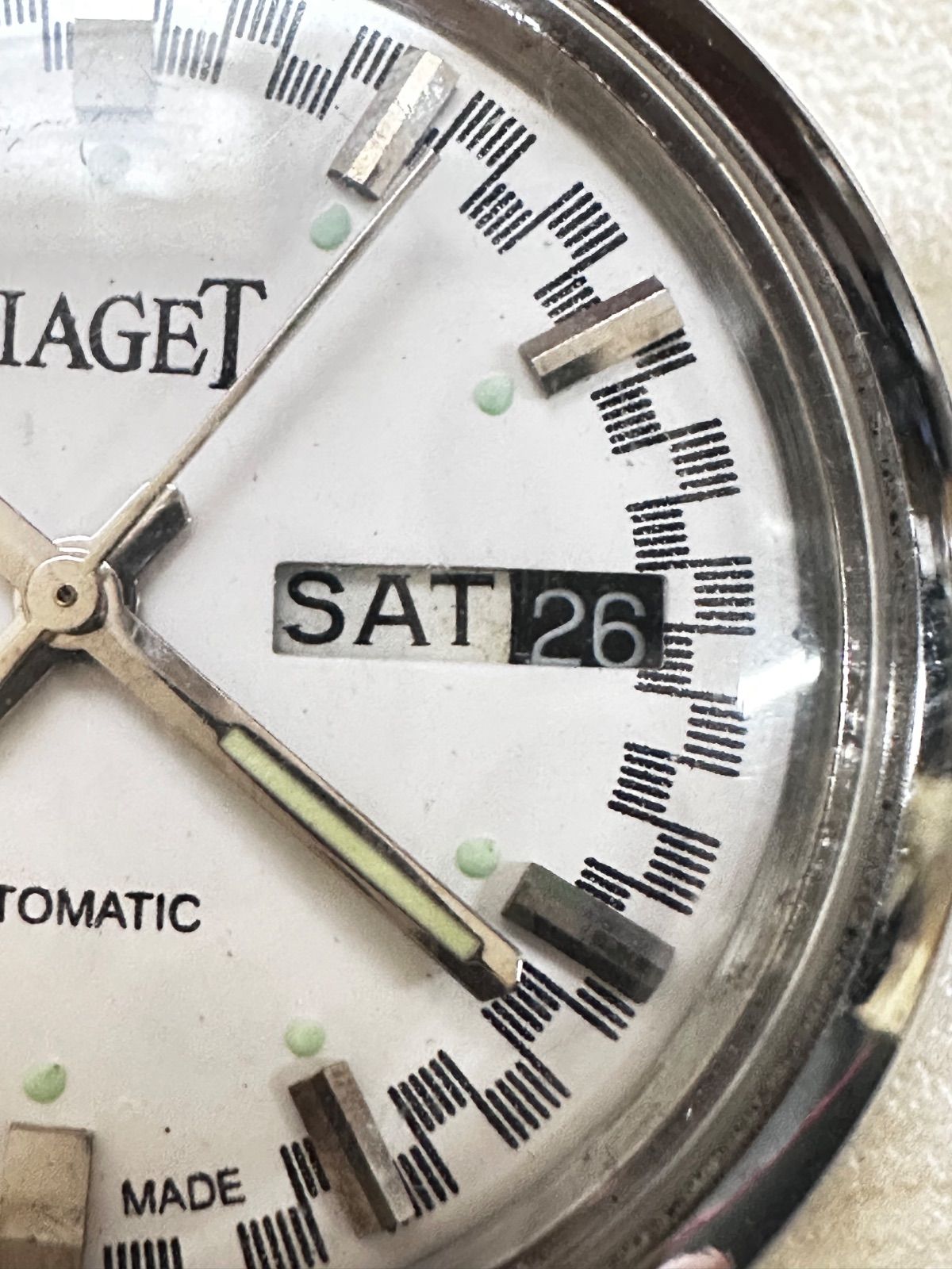ヴィンテージ ピアジェ白文字盤 自動巻き 17jewels スイス製　再生品 ヴィンテージ ピアジェ PIAGET 白文字盤 自動巻き 25jewels