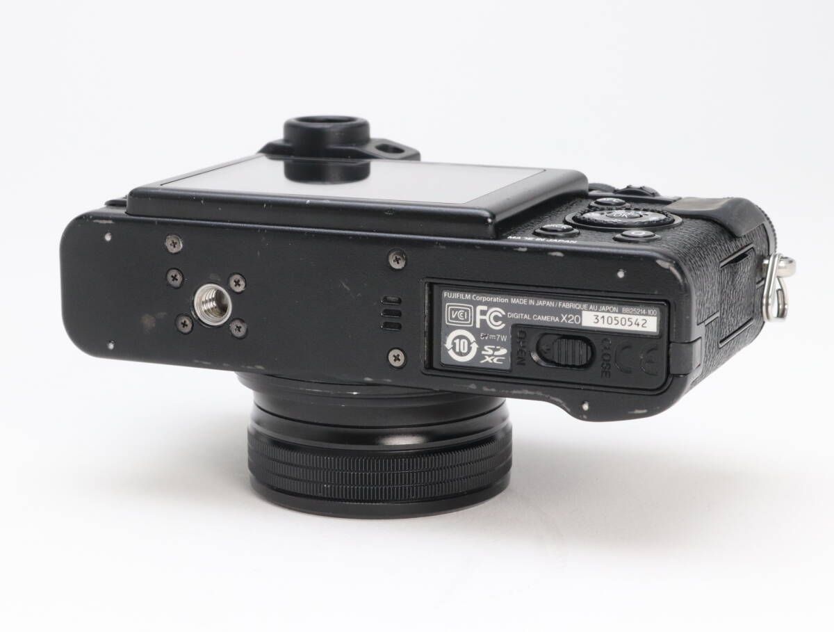 Fujifilm X20 コンパクトデジタルカメラ 中古】FUJIFILM 富士