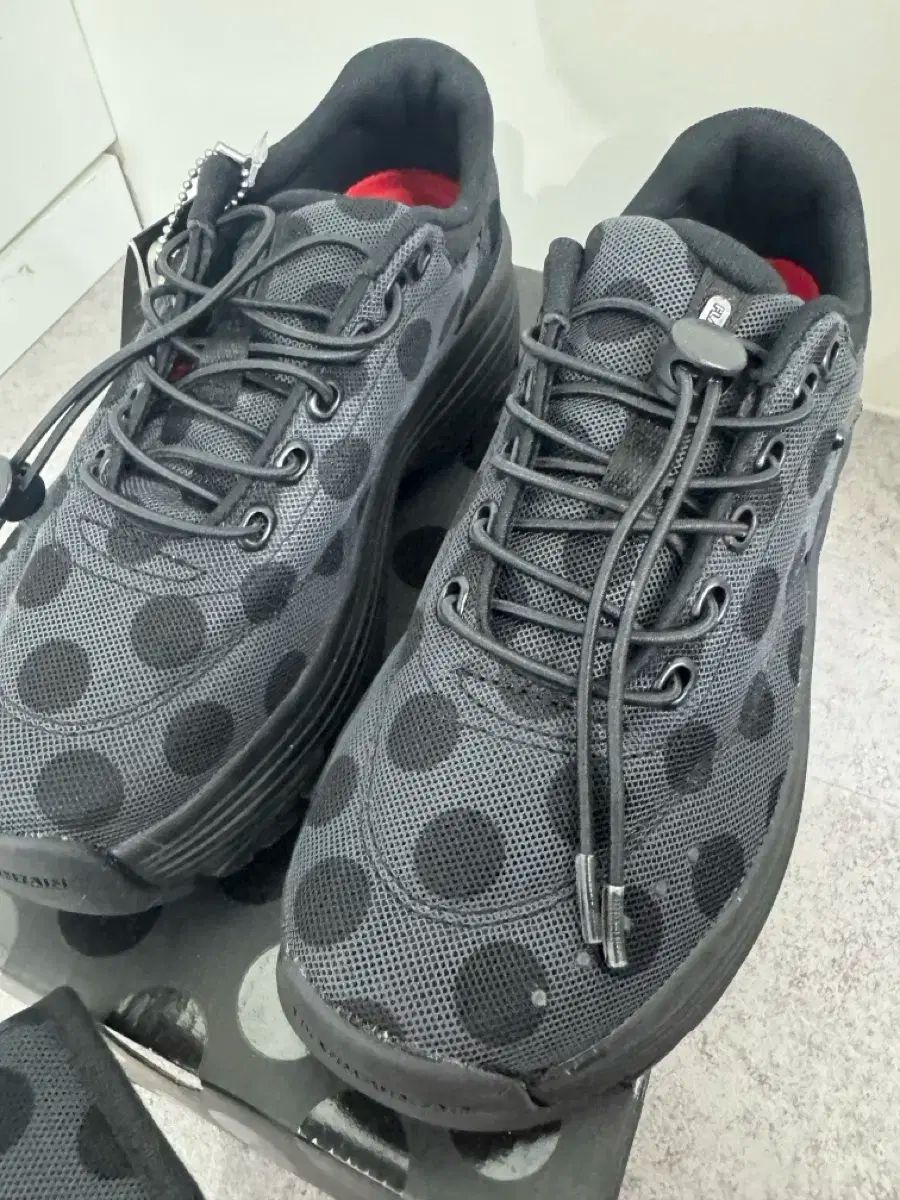 フラットマウンテン ブラック ドット スニーカー バッグ セット 240 新商品