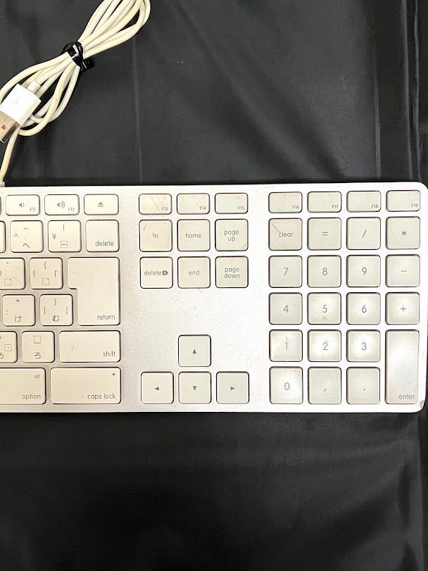 I【HY】O【中古】【ジャンク品】Apple純正 有線キーボード A1243