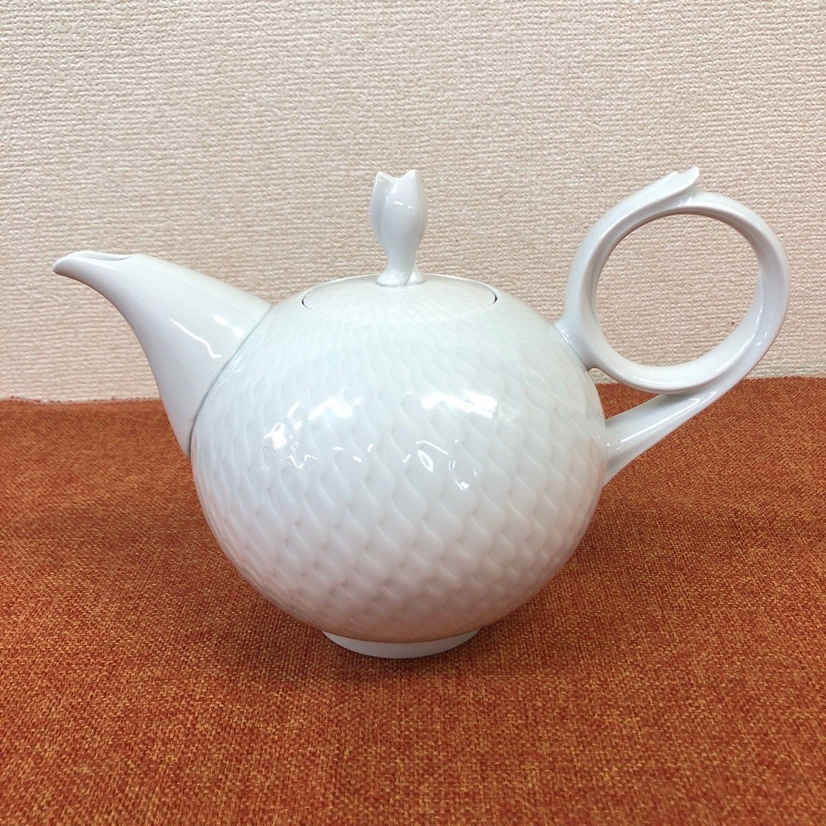 Meissen マイセン 波の戯れ ホワイト ティーポット 29727 箱付き 美品 