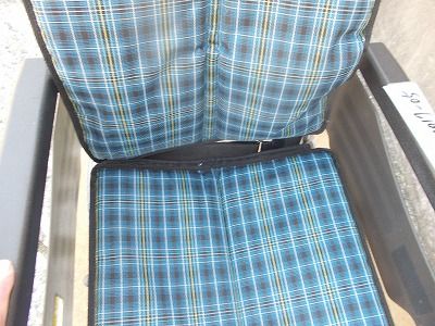 介助式車椅子スキット