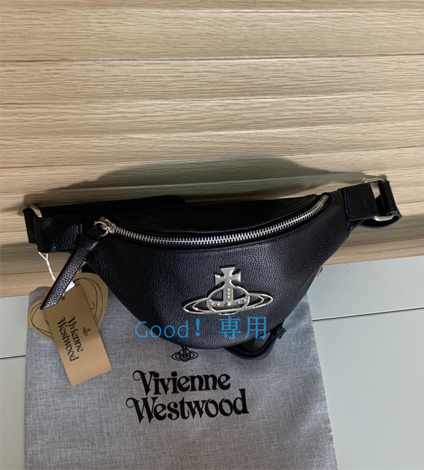 【極美品】Vivienne Westwood ヴィヴィアンウエストウッド ボディバッグブラック HILDA SMALL  ウエストポーチ ウエストバッグ ヒップバッグ