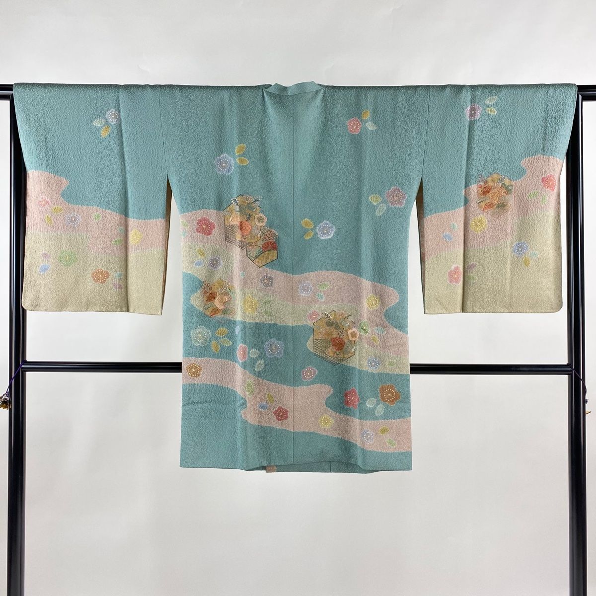 道行 身丈88cm 裄丈67cm M 和装コート 角衿 亀甲 草花 刺繍 絞り 青緑 正絹 名品