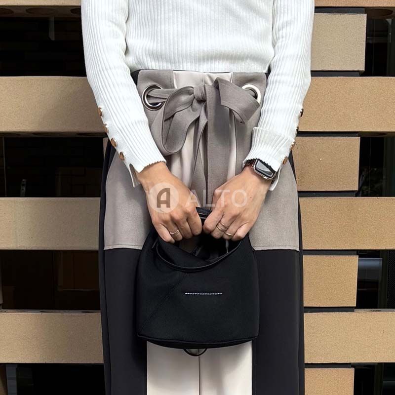 MM6 Maison Margiela ナンバーアップリケベルトバッグ 2025秋冬物 