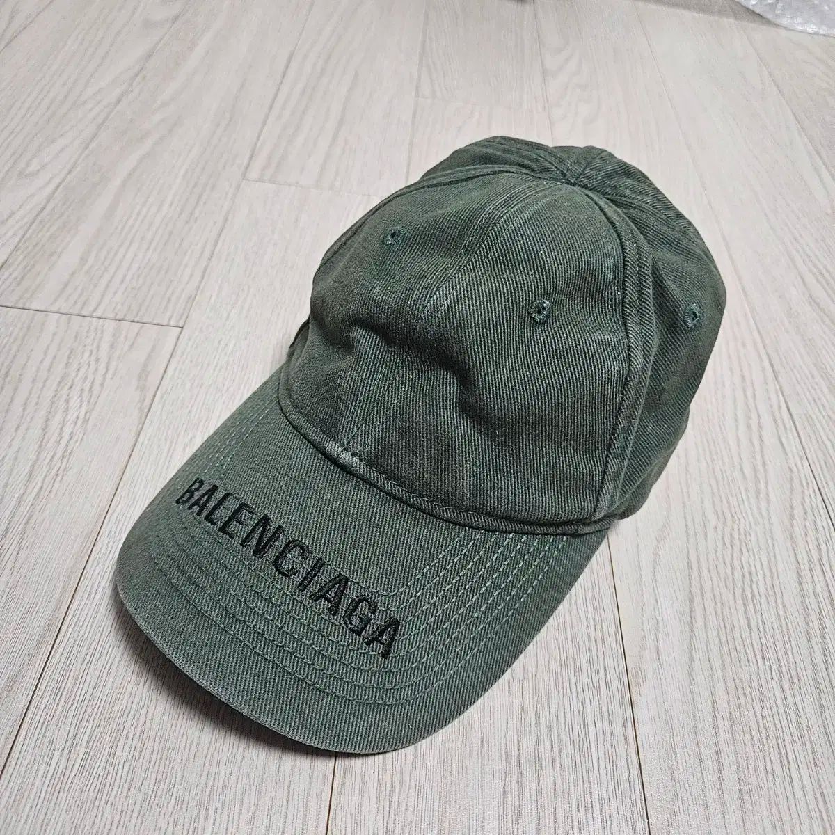 BALENCIAGA バレンシアガ ボールキャップ 帽子 カーキ S M サイズ