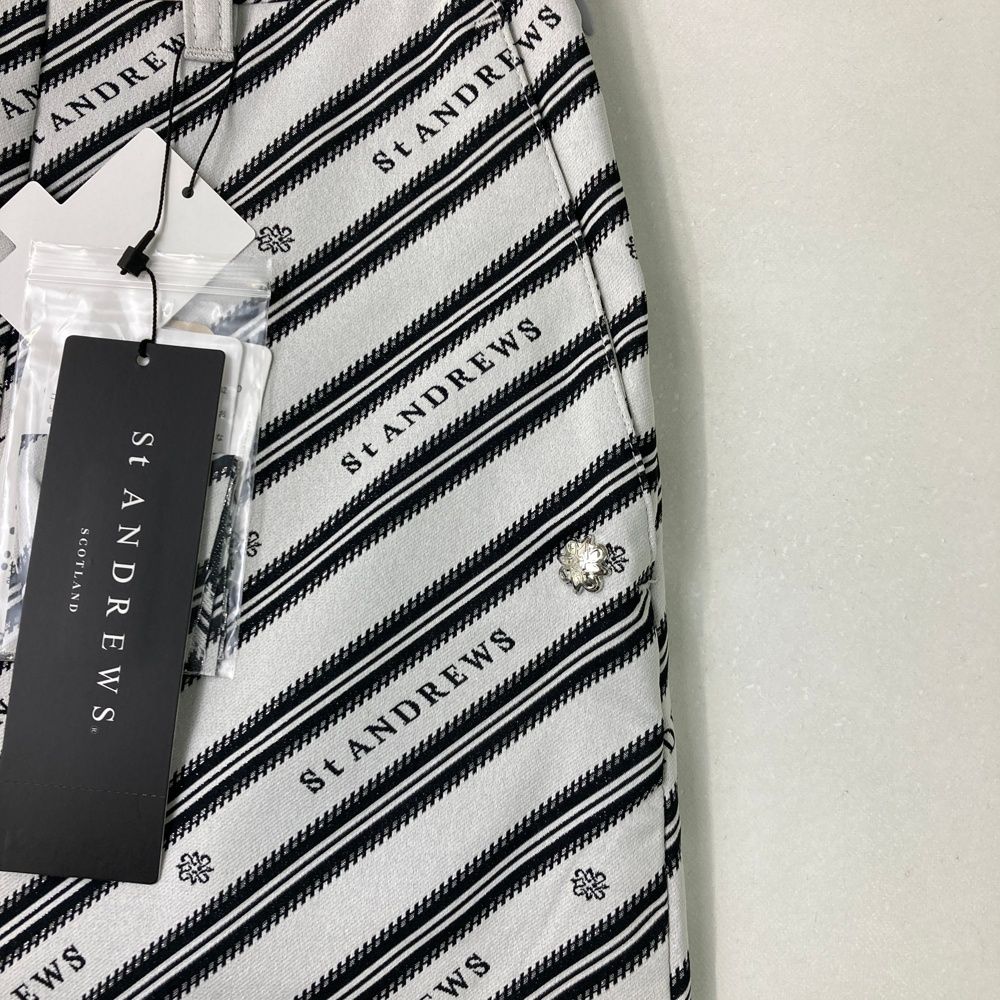 240101540634 ゴルフウェア