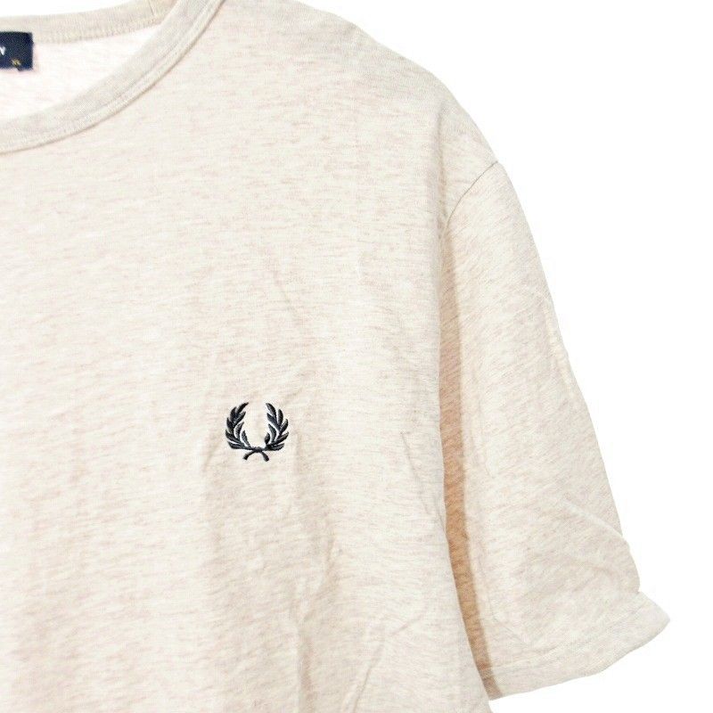 【美品・レア】フレッドペリー ベージュ Tシャツ 半袖　値下げ可 フレッドペリー FRED PERRY ロゴ刺繍 Tシャツ カットソー 半袖