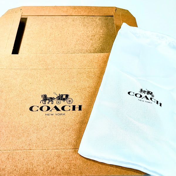 コーチ COACHI 長財布】新品未使用 正規品 ジッピーウォレット スター 