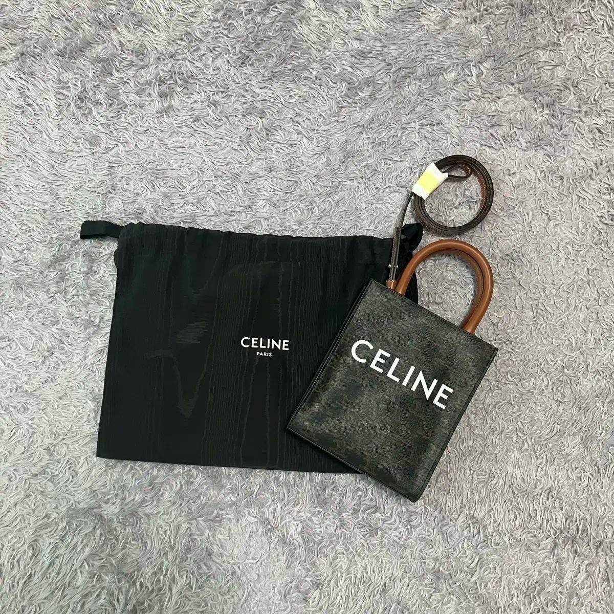 Celine セリーヌ トリオンフ Tan カバスバッグ ミニ
