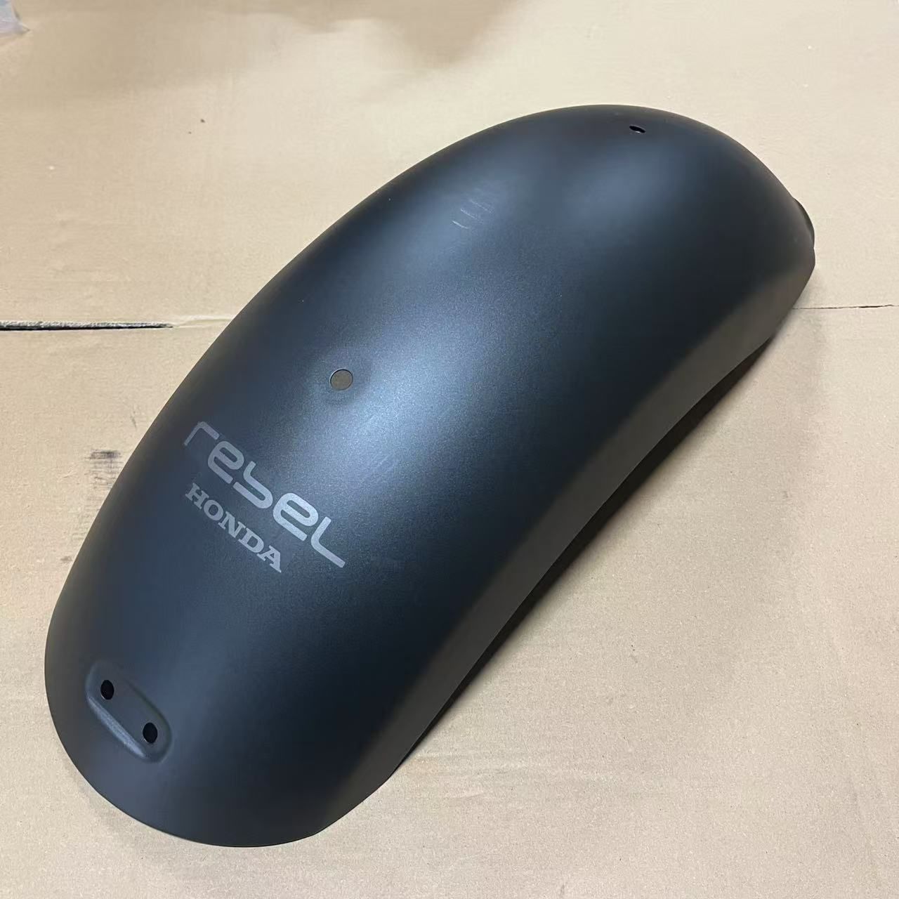 ☆中古・3営業日以内発送☆レブル250 純正 リアフェンダー REBEL250