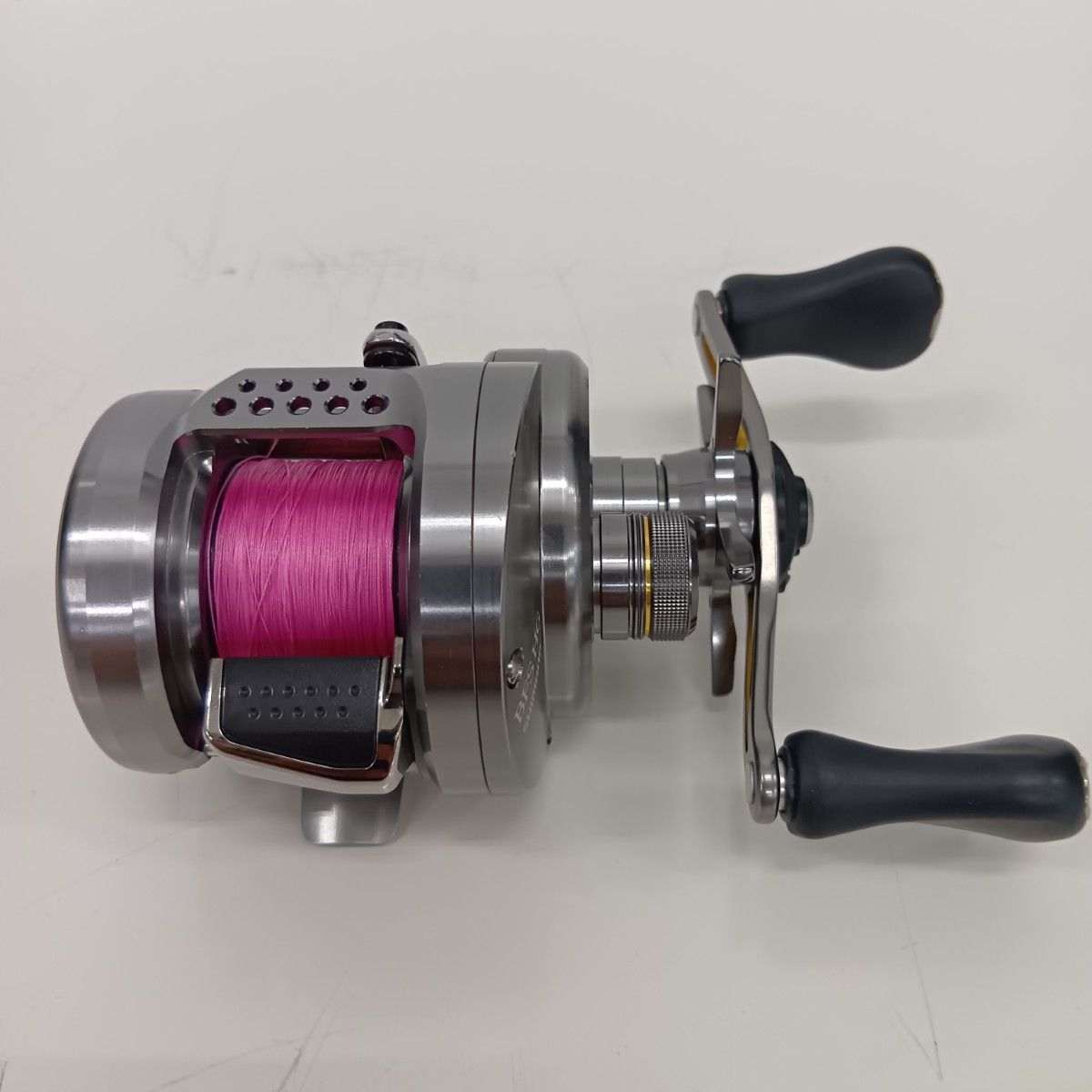 SHIMANO シマノ 03675 ベイトリール 17カルカッタコンクエストBFS HG