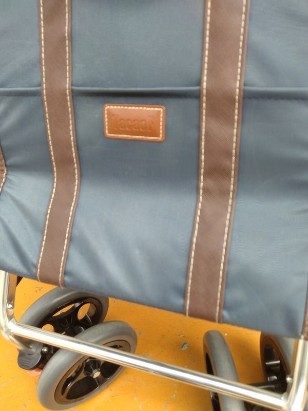 KM-25-0704-02 一部地域を除き送料無料 一部地域を除き送料無料 歩行器 シルバーカー テイコブリトルRF