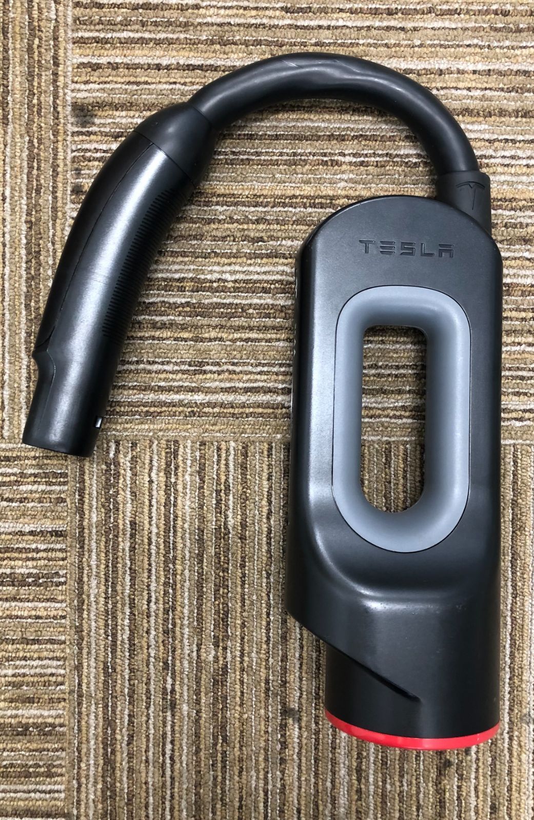 ☆テスラ　CHAdeMO チャデモ　アダプター☆ チャデモアダプター テスラ Tesla CHAdeMO 充電器 - メルカリ