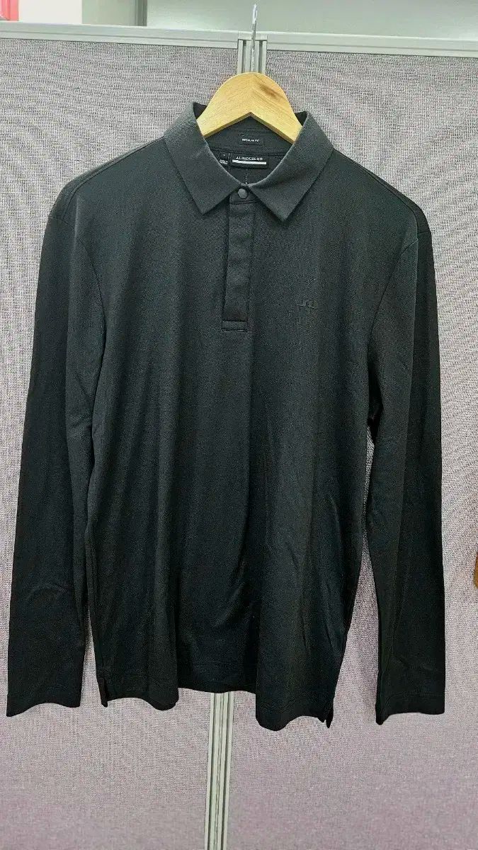 J.LINDEBERG(J.リンドバーグ) メンズゴルフ 長袖Tシャツ 純正品/新品 M サイズ