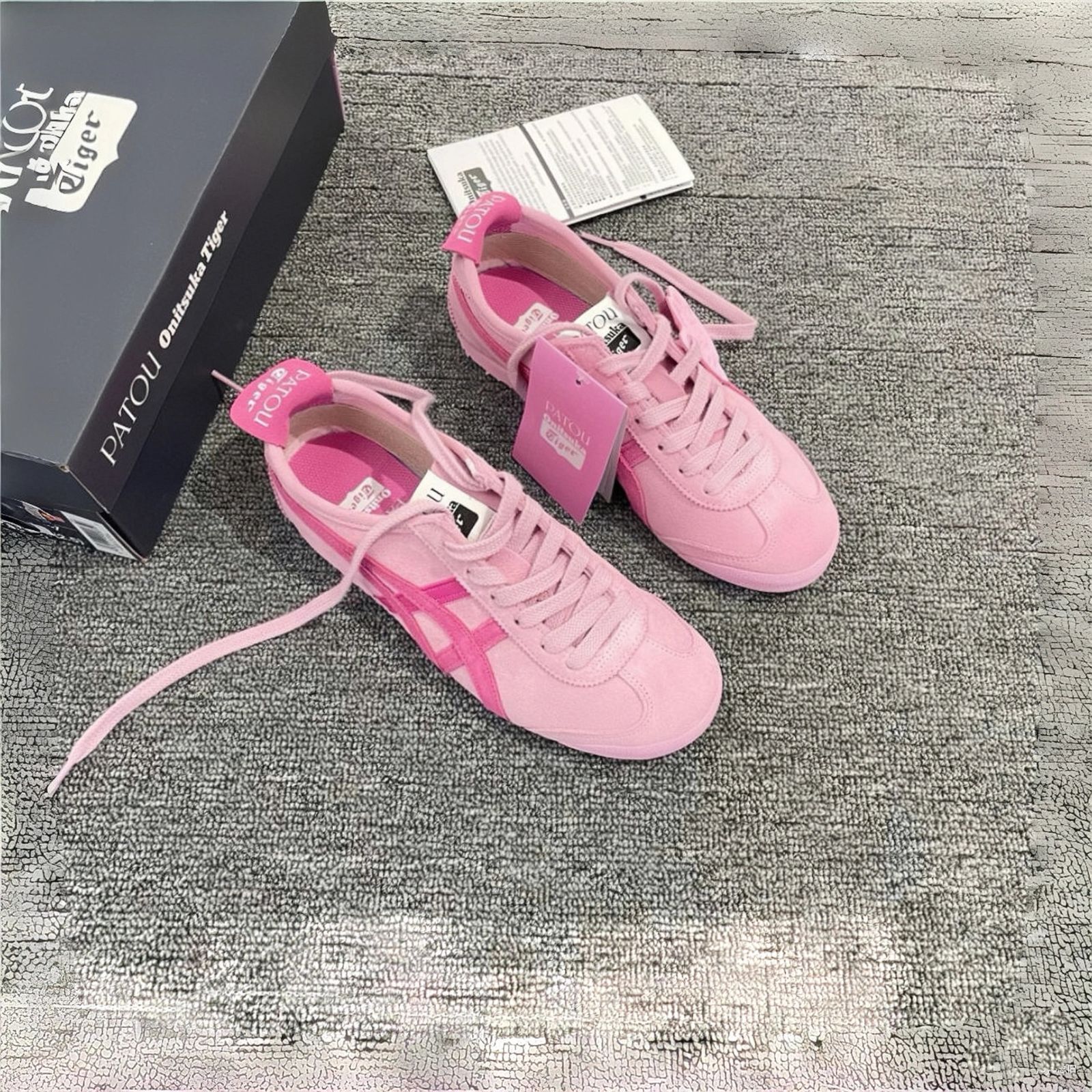 未使用25.5cm PATOU Onitsuka Tiger ピンクスニーカー
