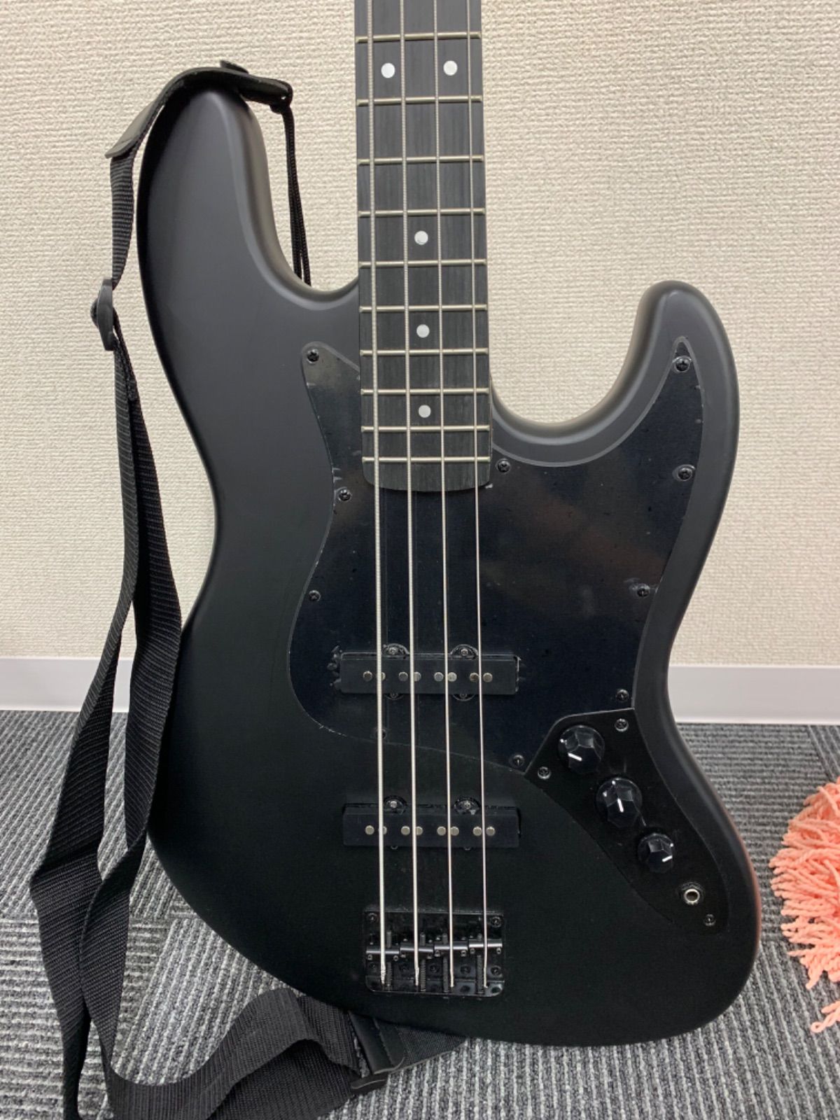 SELDER エレキベース マットブラック 艶消し【楽器】【3】 - メルカリ