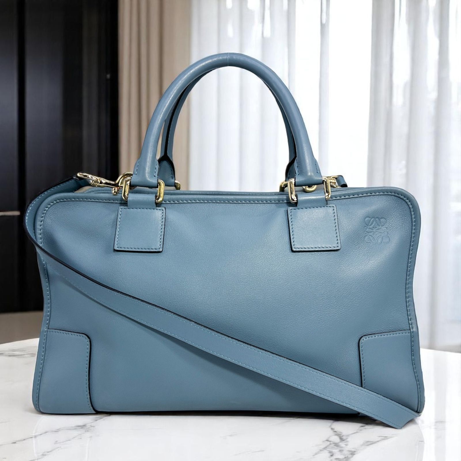 LOEWE アマゾナ36 現行モデル 2WAY ハンドバッグ ボストンバッグ LOEWE アマソナ36 現行モデル 2WAY ハンドバッグ ボストンバッグ