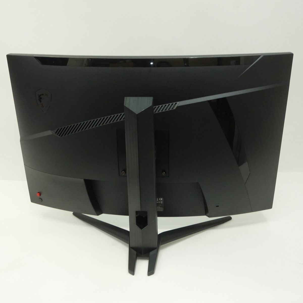 MSI 湾曲ゲーミングモニター G322CQP 31.5インチ MSI、湾曲率1000Rを