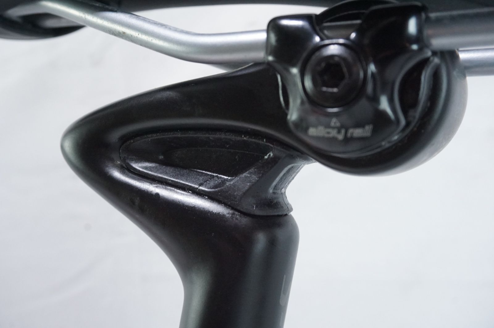 SL4 2016年モデル