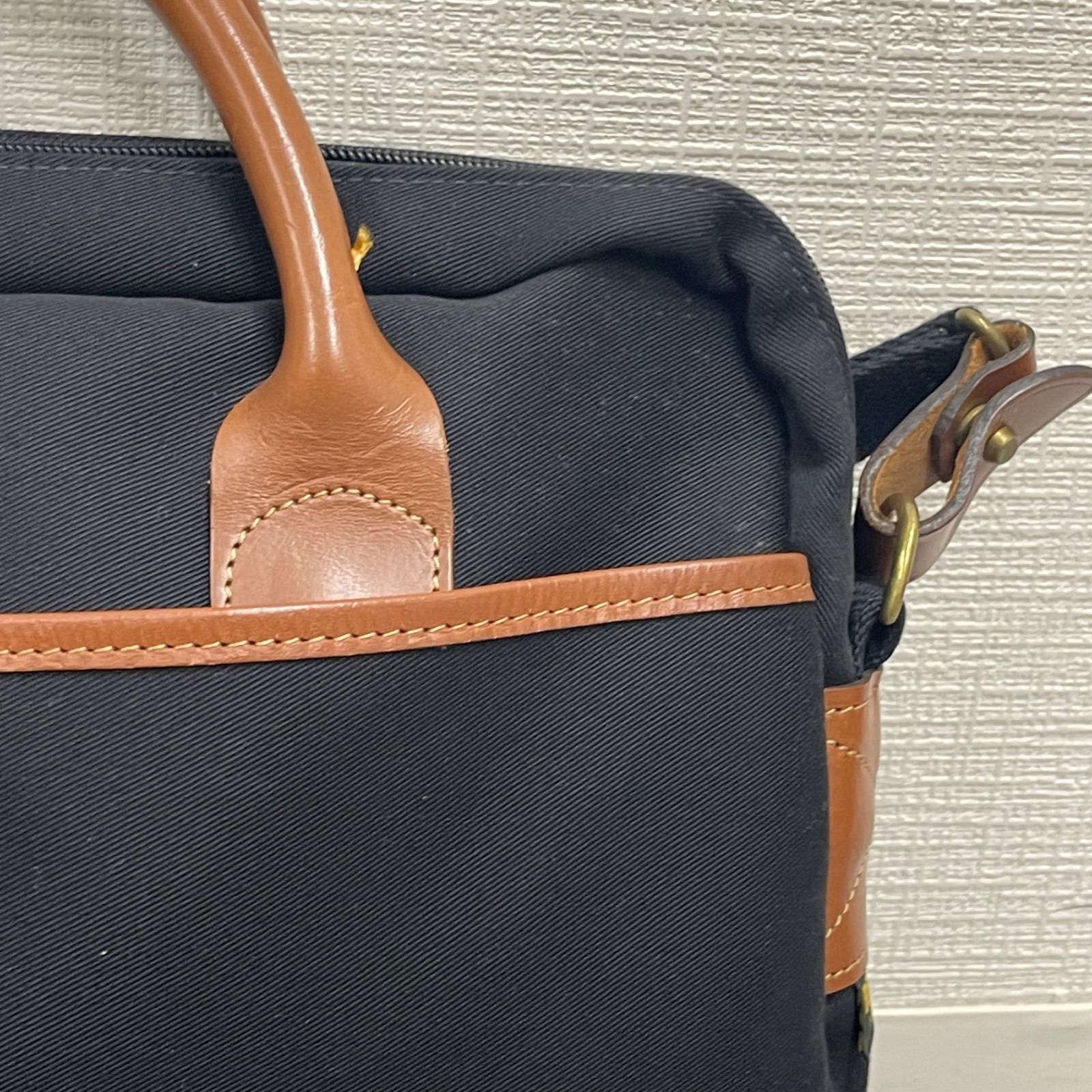 ブリーフケース