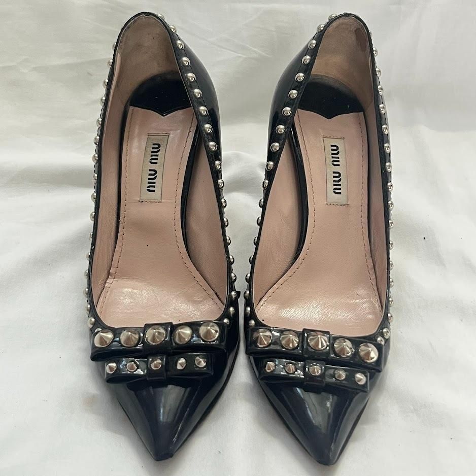 miumiu スタッズパンプス　バレリーナシューズ MIUMIU ミュウミュウ パンプス ハイヒール ポインテッドトゥー