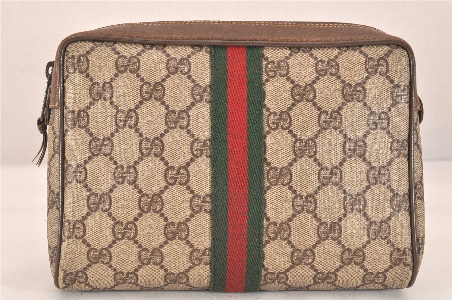 【極美品】 GUCCI グッチ GGロゴ シェリーライン クラッチバッグ GUCCI - 本物 グッチ GUCCI シェリーライン GGスプリーム