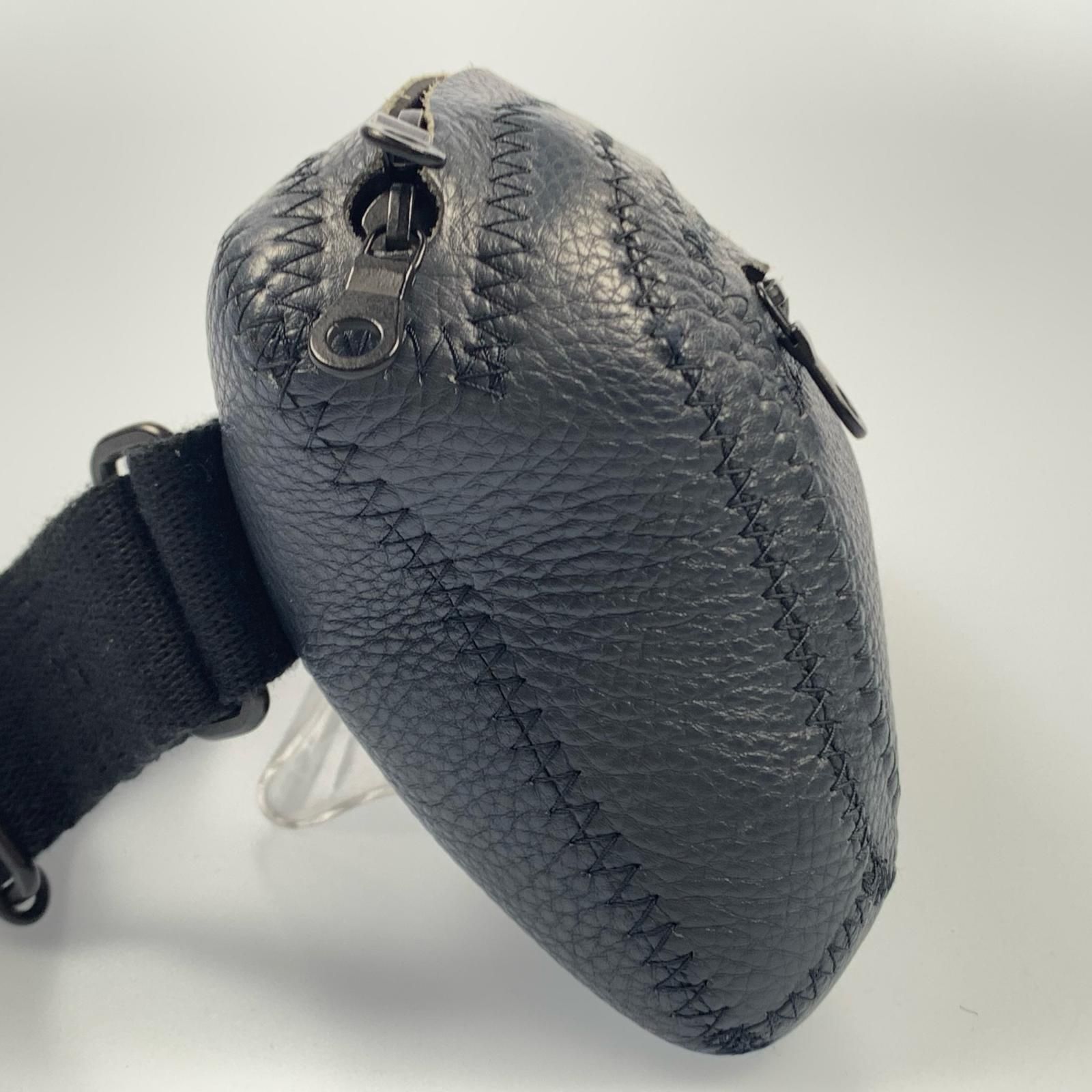 【極美品】ナオトサトウ　オーバルボディバッグ　ネオプレンレザー　ネイビー 姫路東店】 中古 NAOTO SATOH ナオト サトウ ショルダーバッグ