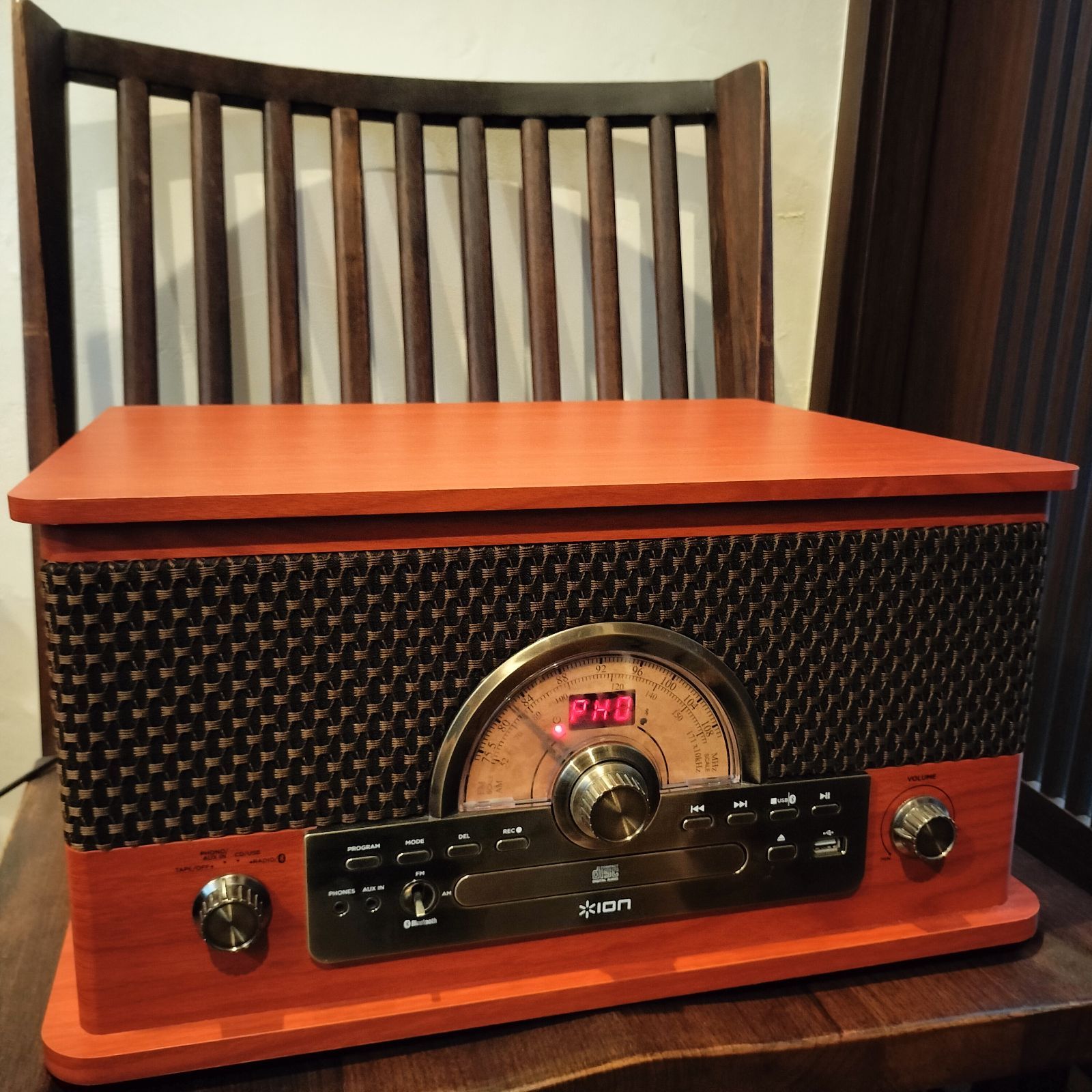 美品中古 送料無料 Superior LP Bluetoothワイヤレス再生対応オールインワン・ミュージックプレーヤー LP CD カセット レコードラジオ 美品中古 送料無料 Superior LP Bluetoothワイヤレス再生対応