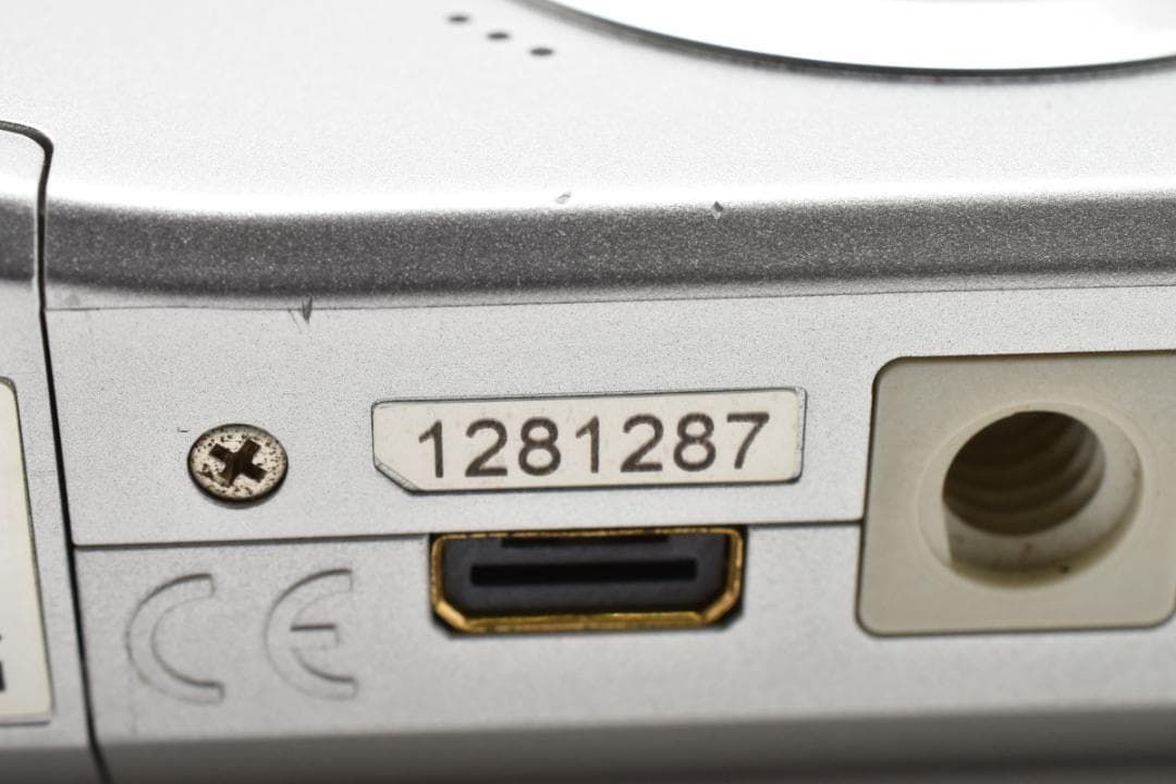 284 PENTAX Optio E40 シルバー