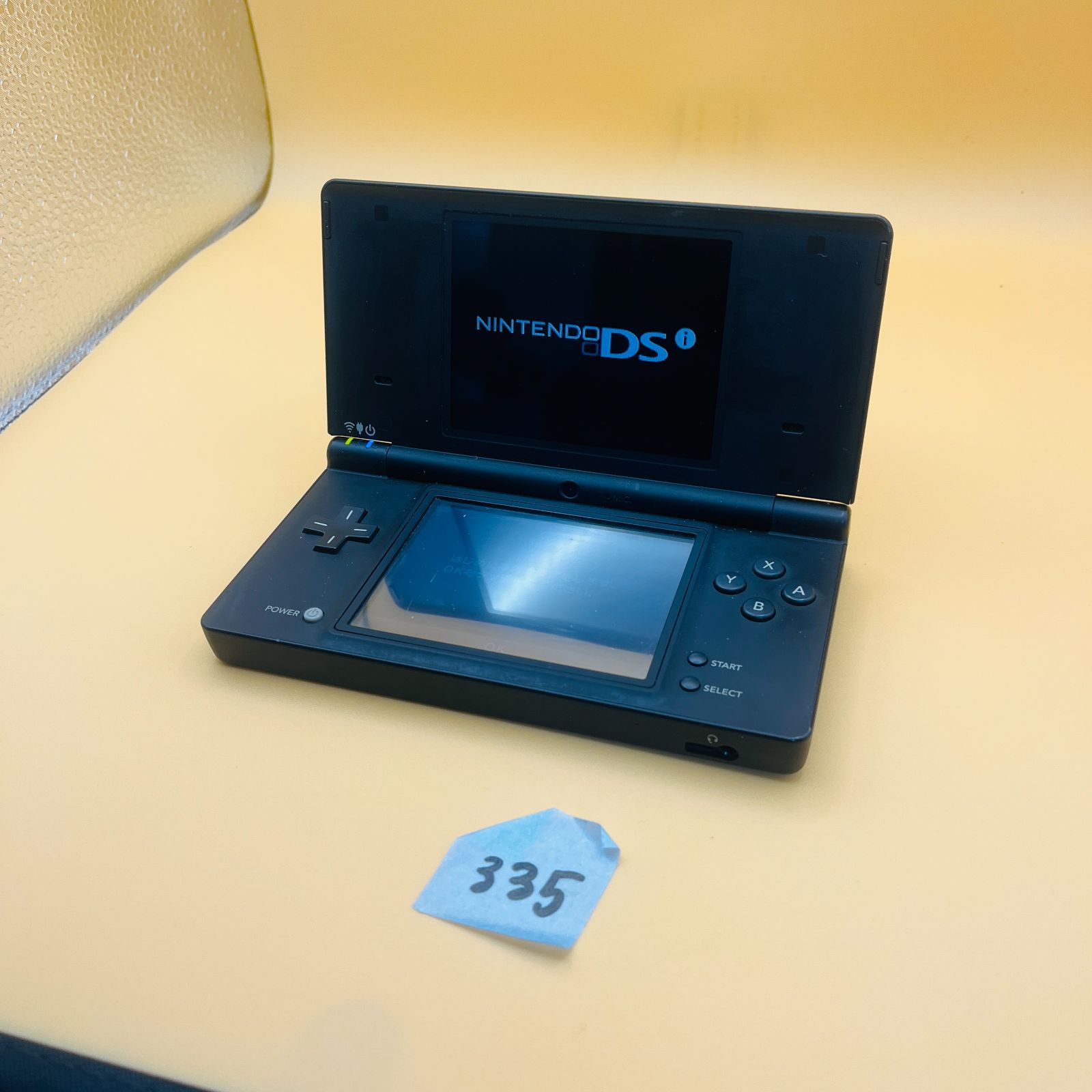 ◇335【通電動作OK】ニンテンドー DSi ポケモン ブラック レシラム 