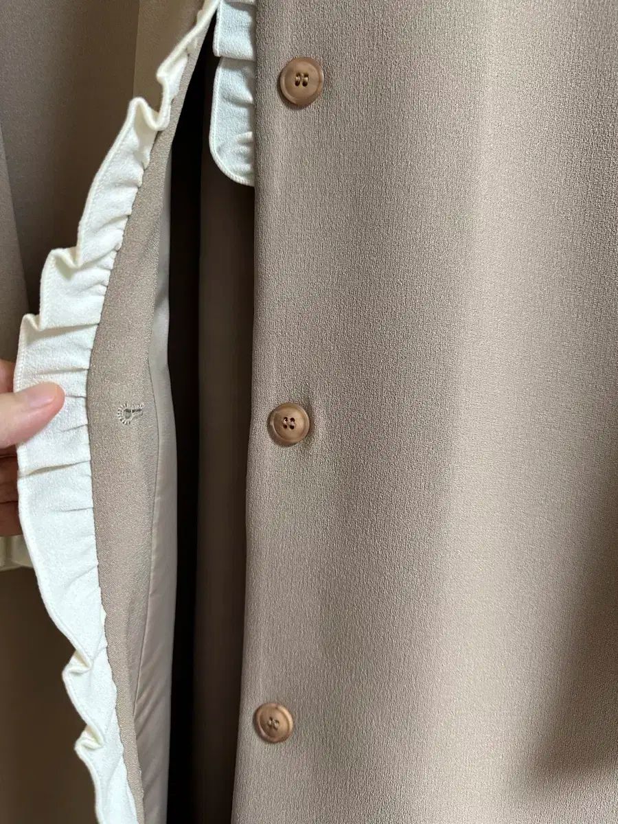 フリル プリーツ ロング丈ワンピース