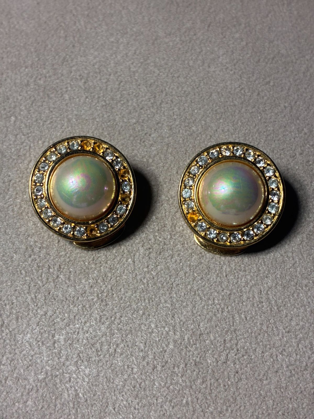 クリスチャンディオール イヤリング フェイクパール ラインストーン B25102233