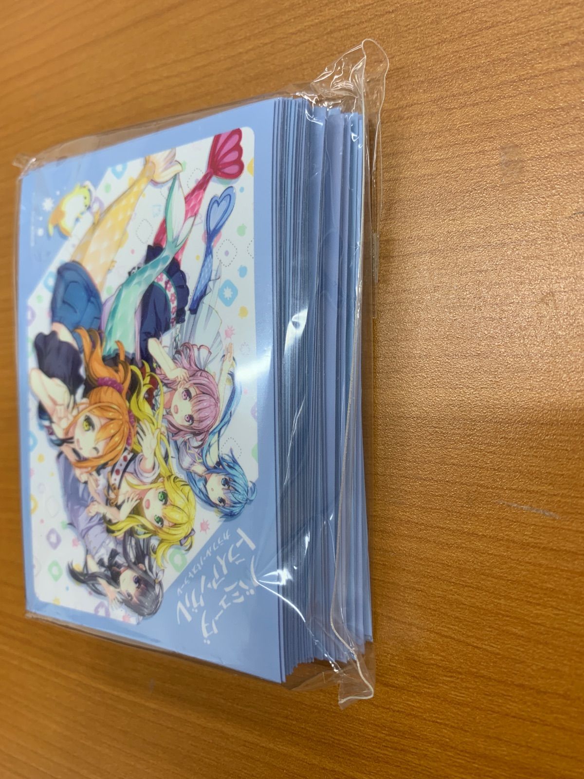 バミューダトライアングル カラフルパストラーレ カードスリーブ