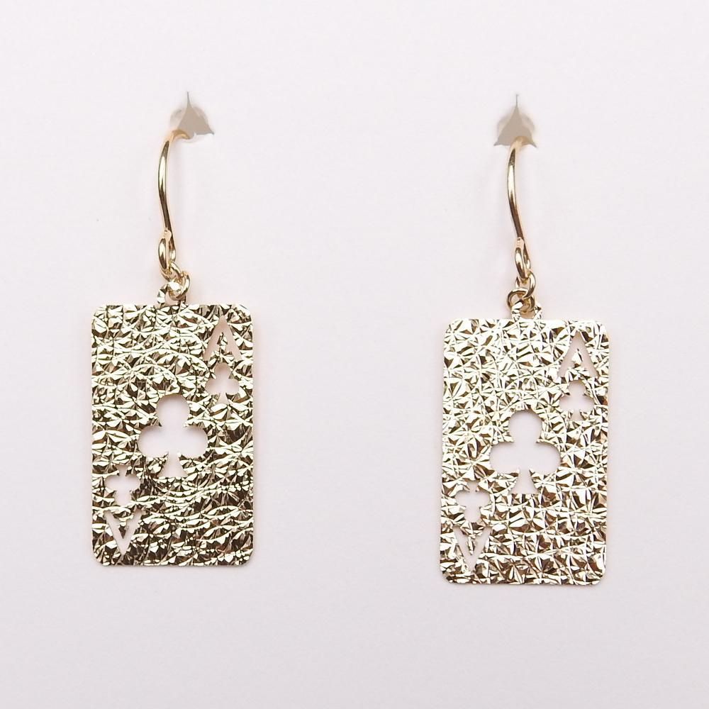 新品未使用トランプクローバーピアス/K18YG/DIAMOND K18YG トランプモチーフ クラブ クローバー 地金 ピアス レディース