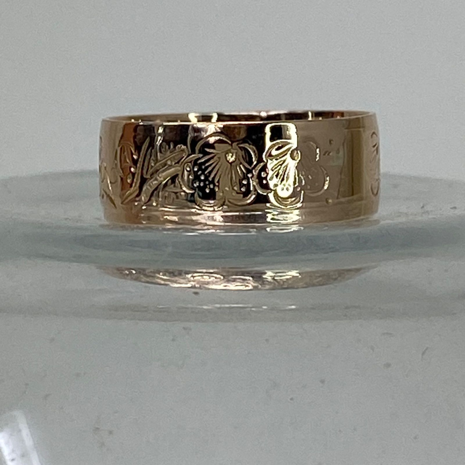 used k18 AU750 18金リング 平打ち 彫り入り フラット 幅7ミリ サイズ 