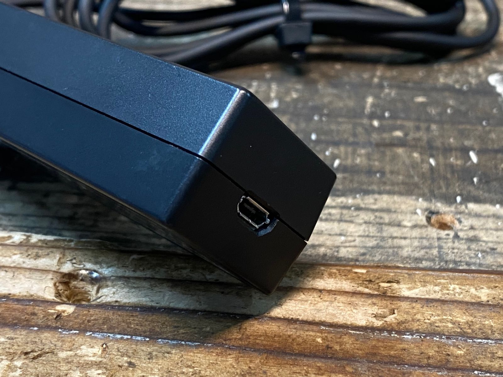 シマノSM-BCR2バッテリーチャージャー シマノ SM-BCR2 BATTERY CHARGER