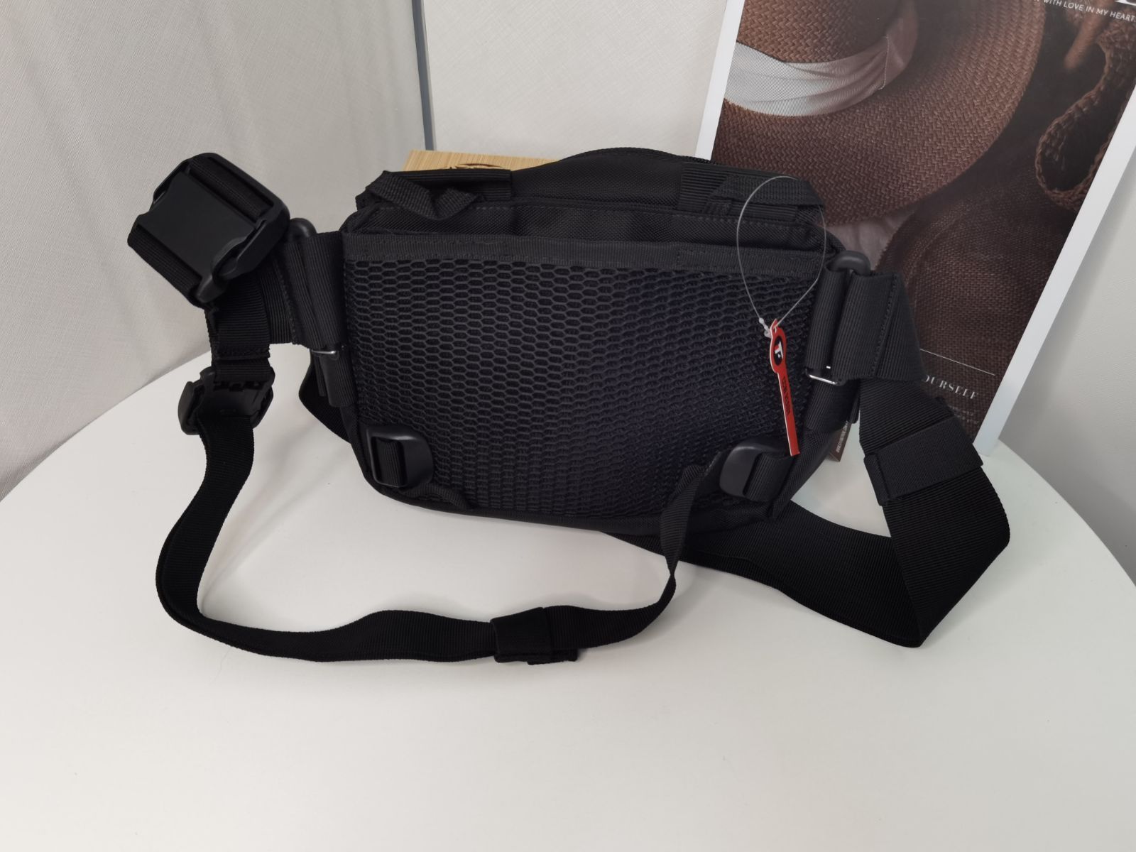 【美品】ファイブイレブンタクティカル プッシュパック 6L ショルダーバッグ 黒 5.11 Tactical® PUSH Pack 6L | Compact and Durable Carryall